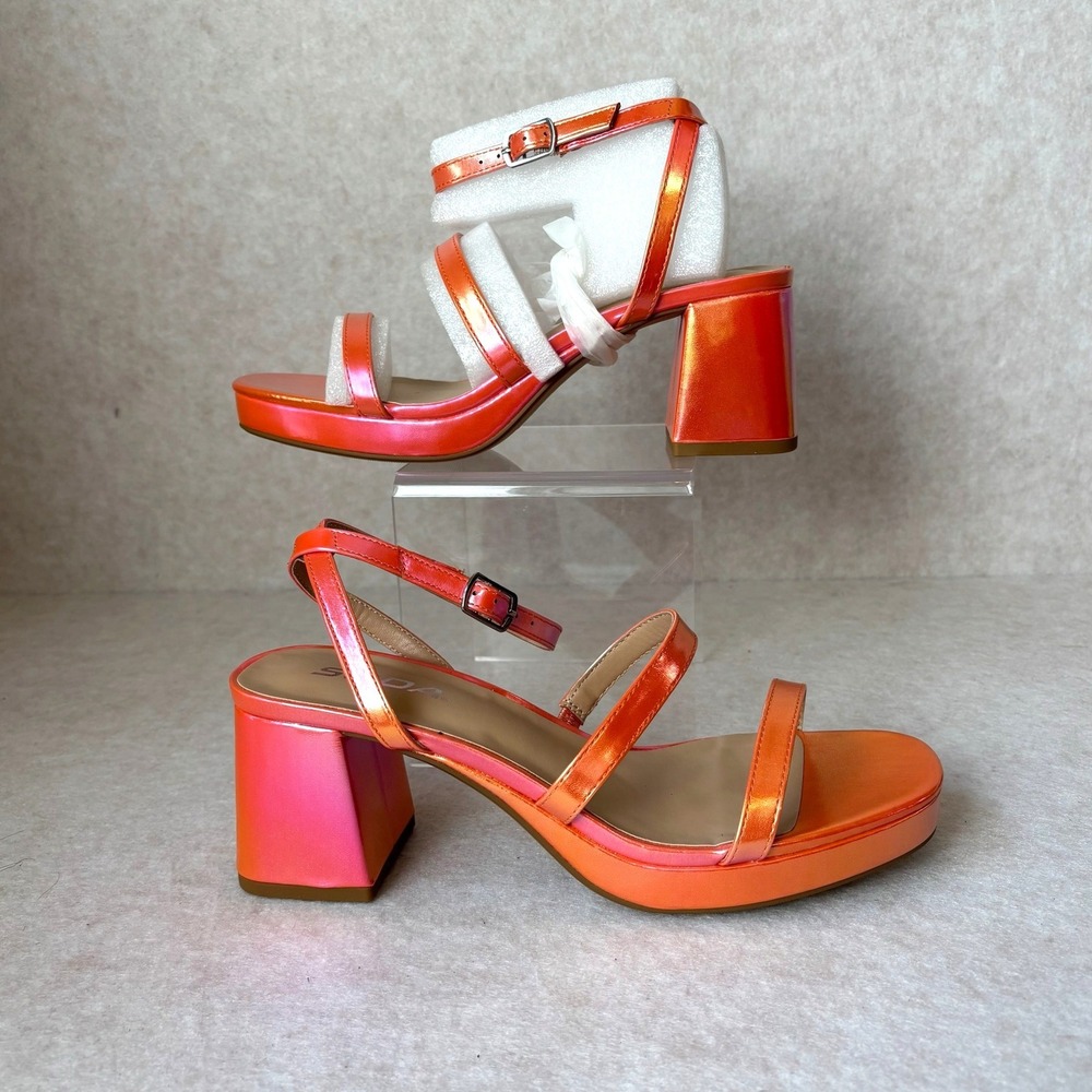Soda McPhee Orange Size 8 Platform Block Heel Strappy Sandals Womens NWT